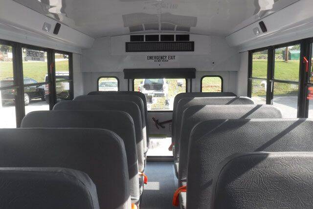 CHEVY COLLINS 2023 P009318 1692815206750 mini bus