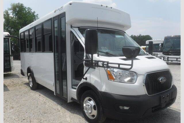 FORD TRANSIT COLLINS 2023 PA59526 1685565849138 mini bus