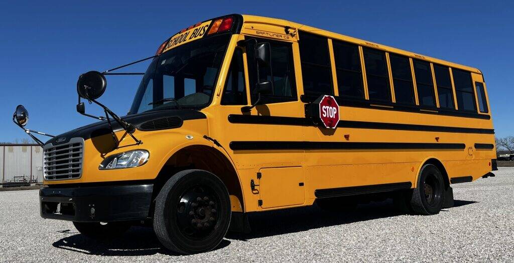 a8afcf72 100d 4c8b a770 15ece783477d bus rentals
