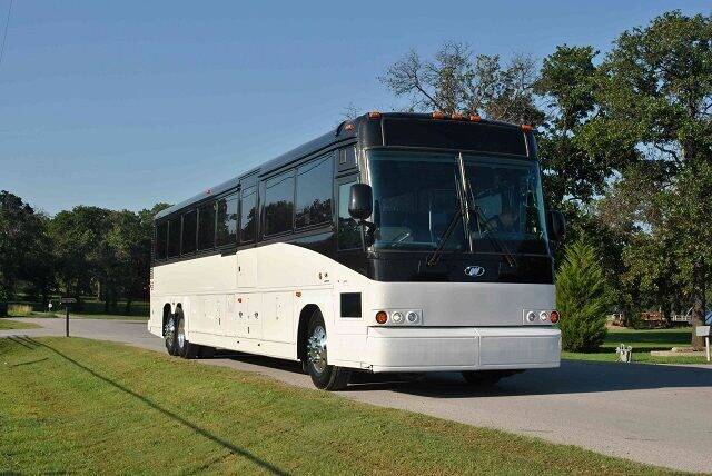 MCI D4500 2003 P055964 16154922434451 Coach Bus For Sale