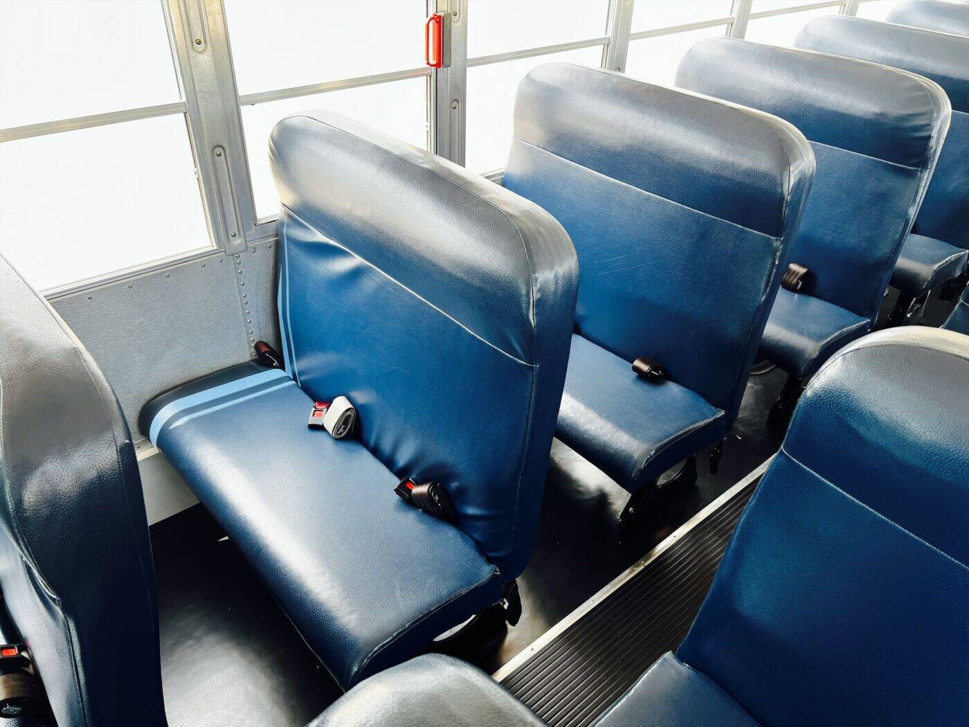 OM 1718308911307 Used School Bus For Sale Mississippi
